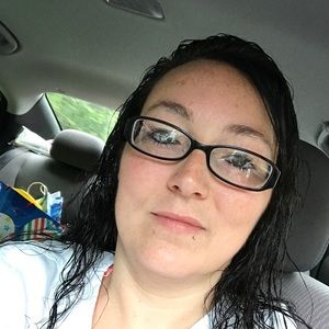 Meet your Posher, Liz